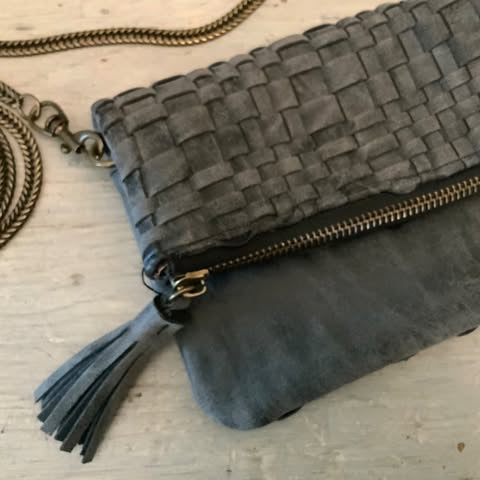 Woven Grey Faux Leather Small Night Out Crossbody Bag Purse Like New