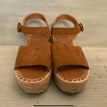 Universal Thread Brown Suede Espadrille Wedge Sandals Size 7.5 Good Condition