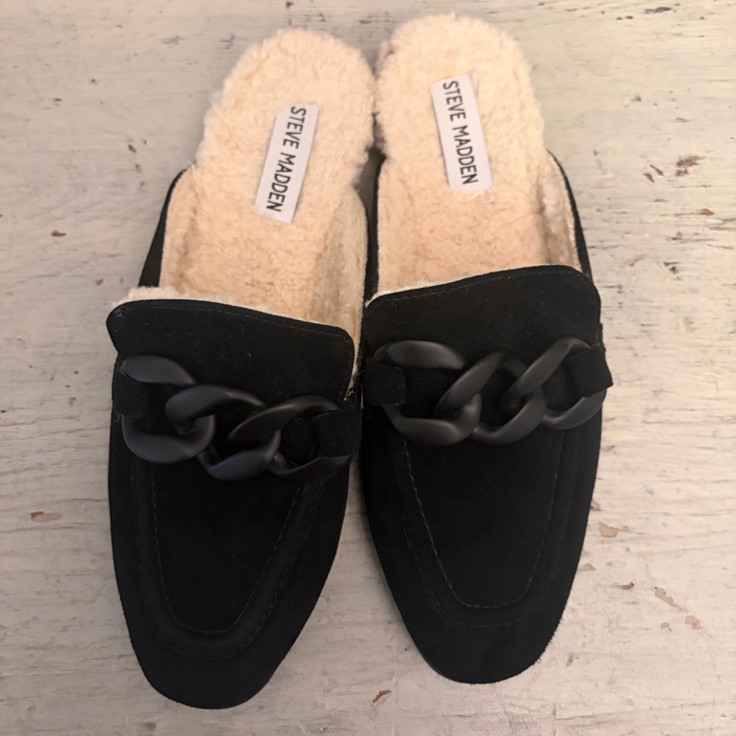 Steve Madden Black Suede Cally Mule Loafers with Chunky Chain Accent Size 7 Good Condition