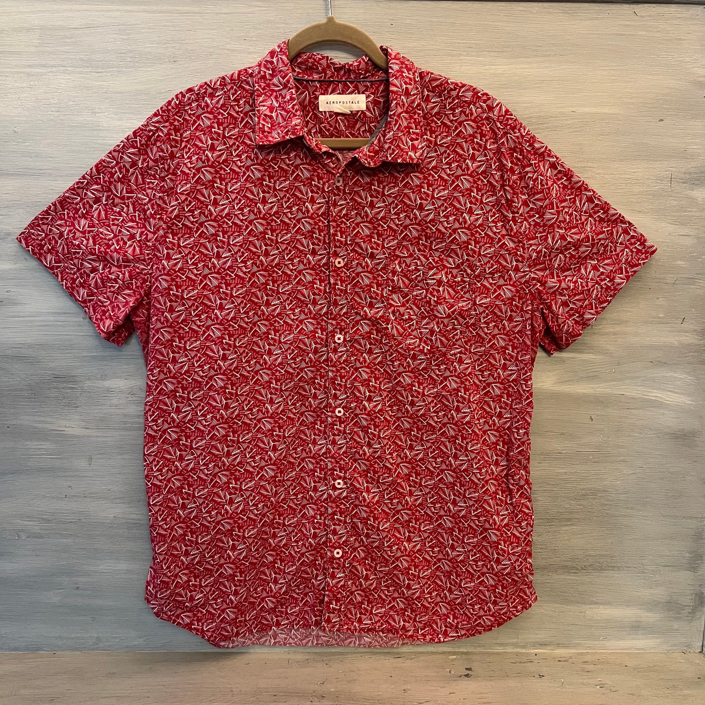 Aeropostale 100% Cotton Red Abstract Print Short Sleeve Button Down Shirt XL Good Condition