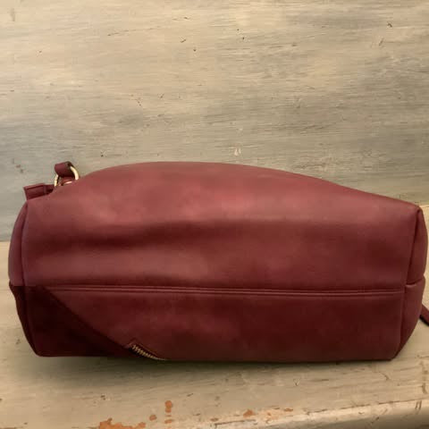 Sondra Roberts Squared Burgundy Faux Suede Leather Shoulder Bag Like New