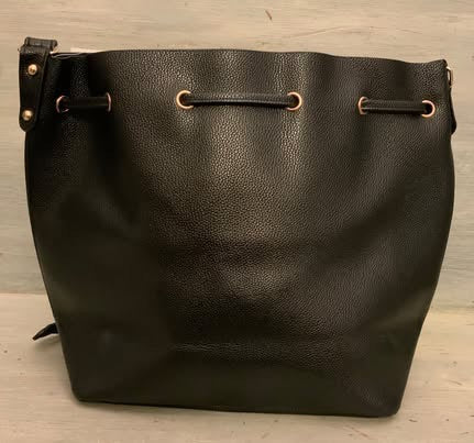 Black Faux Leather Tote Bag Purse w/ Matching Wristlet New