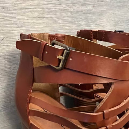 Indigo rd. Brown Faux Leather Gladiator Chunk Heels Size 10 Like New