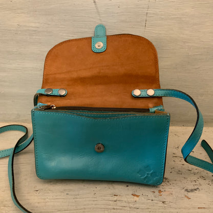Patricia Nash Torri Aqua Leather Crossbody Bag Clutch Purse Good Condition