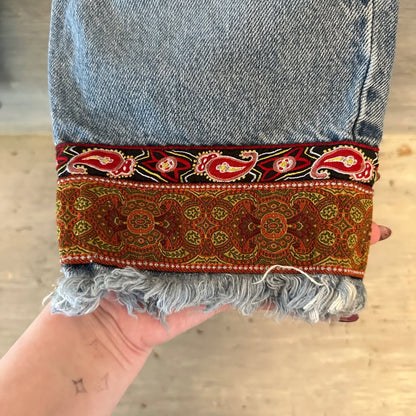 Candies Future Basics Boho Crop 100% Cotton Jeans Size 3 Good Condition