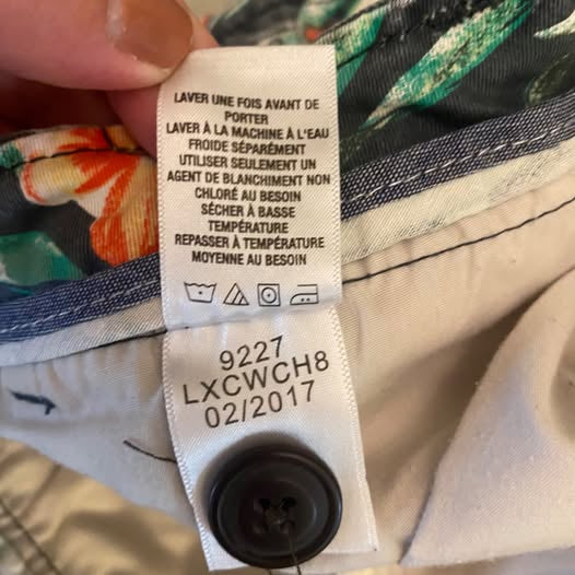 Aeropostale Shorts Men’s Tropical Print Men’s 36” Like New