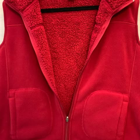 Hannah Reversible Fleece Sherpa Vest Red Size Large Good Condition