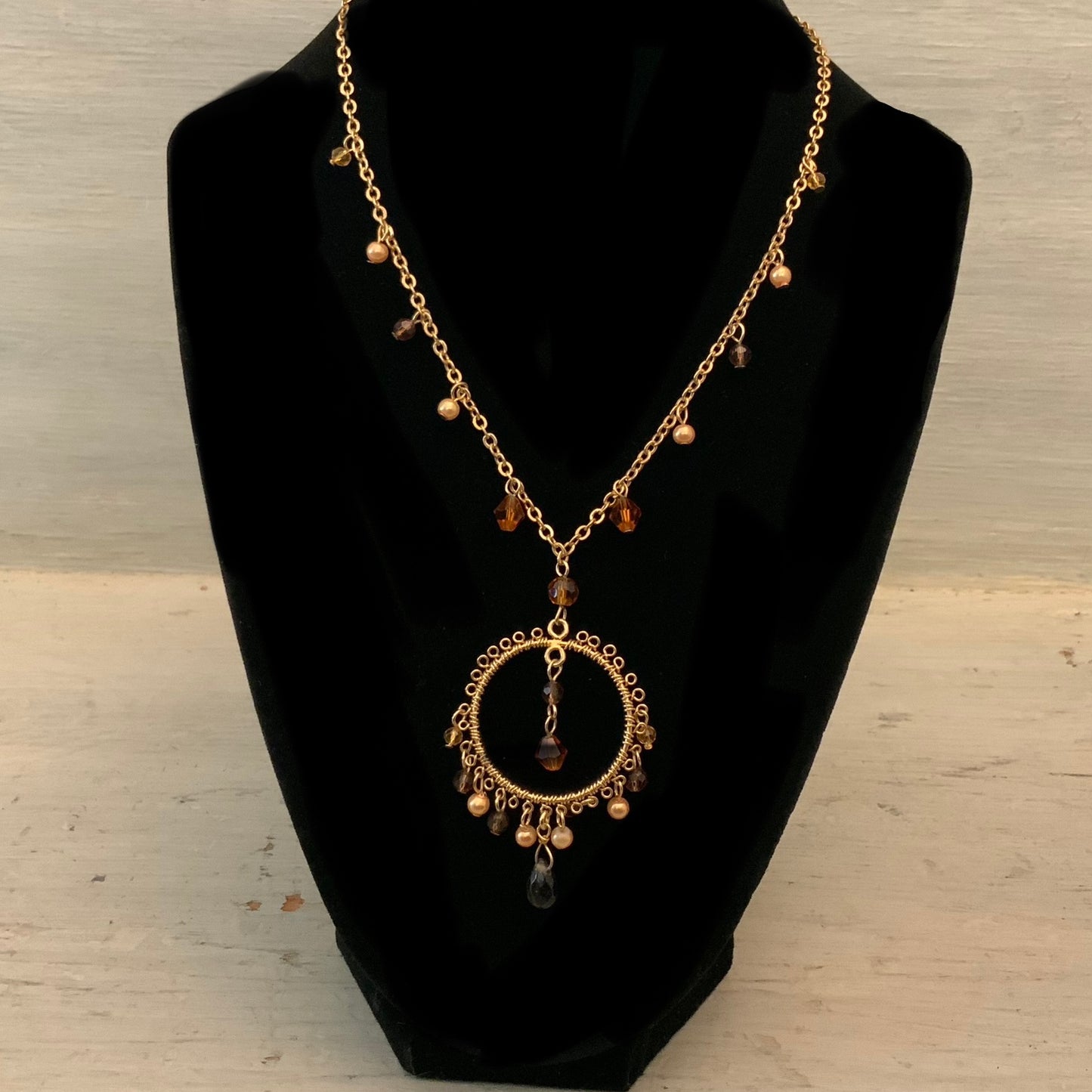 Cookie Lee Mocha Luster Faux Amber Beaded Gold Chain Pendant Necklace New with Tags