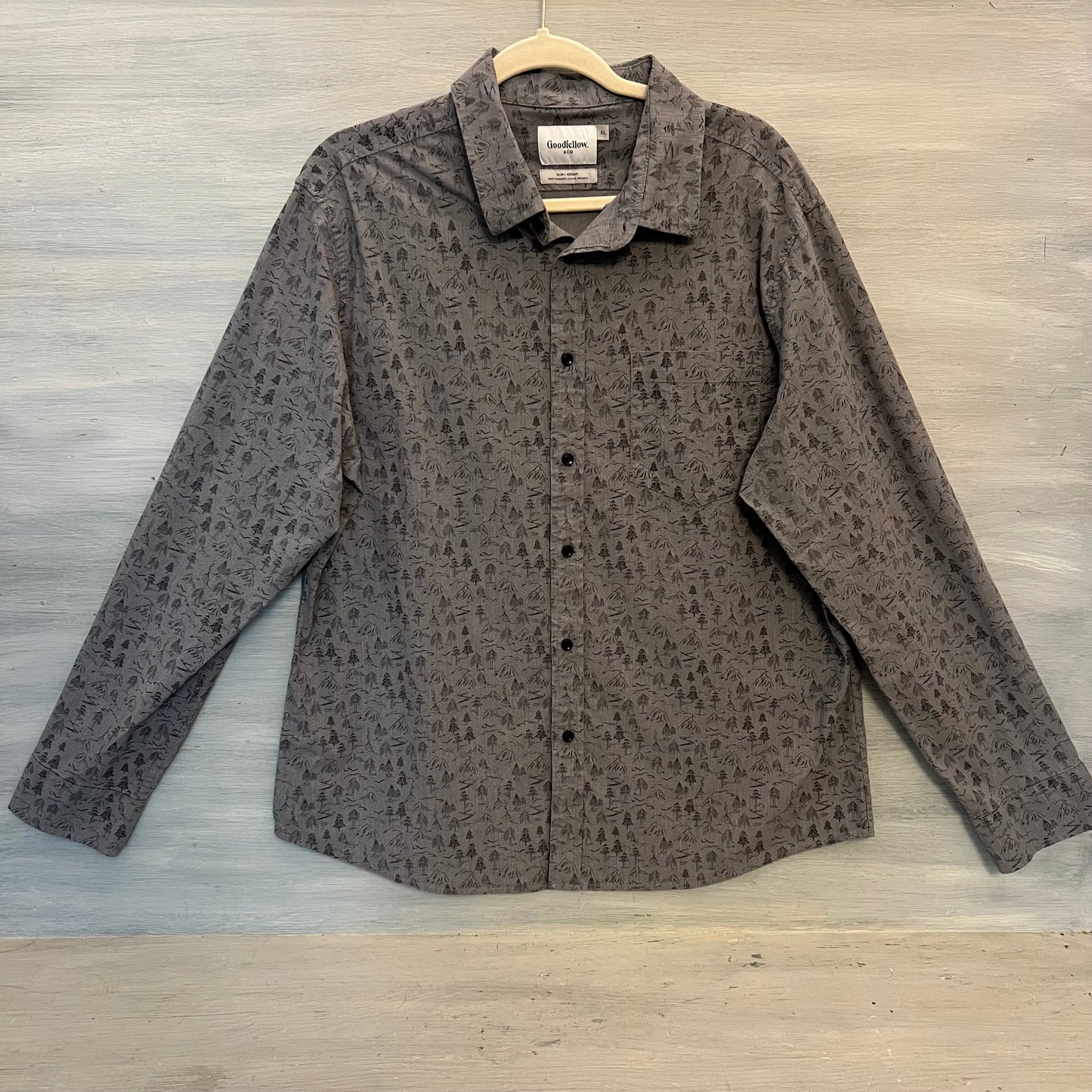 Goodfellow Northrop Slim Fit Gray Nature Print Button Down Shirt Size XL Good Condition