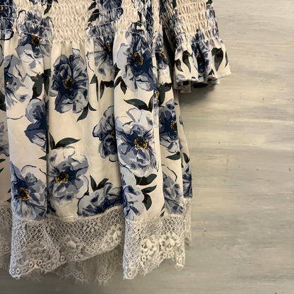 Charlotte Russe White Blue Floral Print Babydoll Off the Shoulder Shirt Large Good Condition