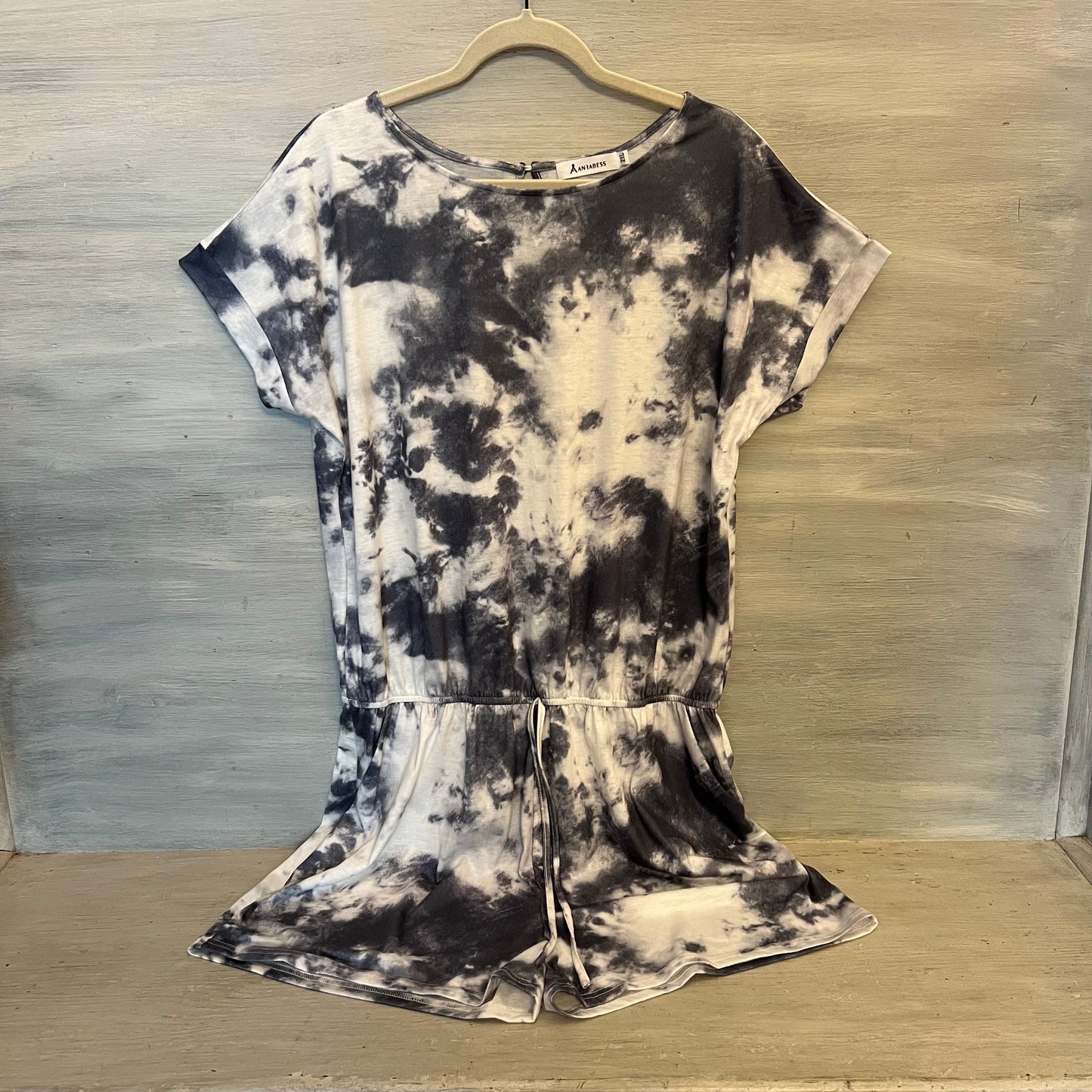 Anrabess Smokey Gray White Tie Dye Elastic Waist Romper Size 2XL Good Condition