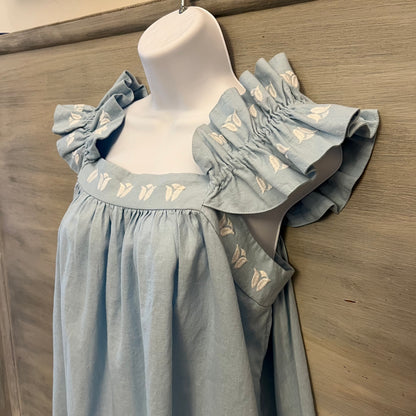 Crown & Ivy Sky Blue Smocked Embroidered Flower Ruffle Sleeve Blouse Size Large Good Condition