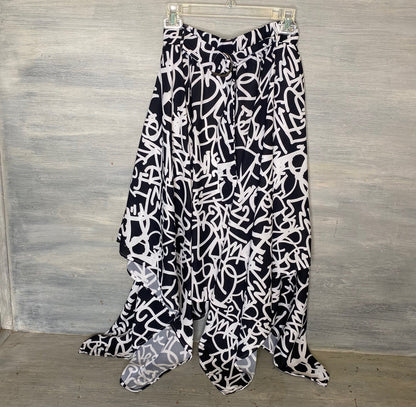 New York & Company Graffiti Print Black White Handkerchief Hem Skirt Size Large Like New