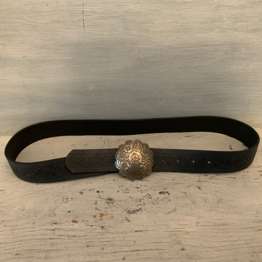 Maurices Italian Black Leather Embossed Belt w/ Brushed Silver Buckle Size Large Good Condition