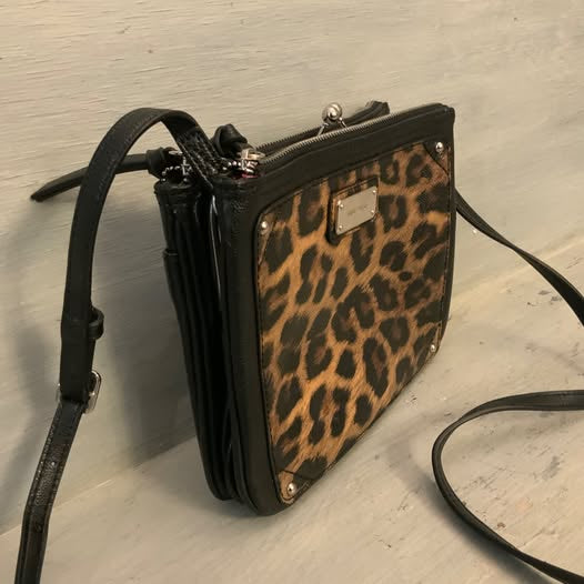 Nine West Faux Black Leather Leopard Print Crossbody Bag Purse 9x7x3 GC