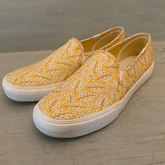 Keds Yellow Floral Print Canvas Slip On Fashion Sneakers Size 10 Good Condition