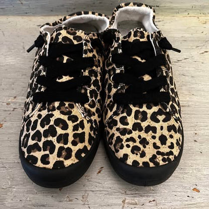 Jellypop Comfort Fit Leopard Print Canvas Slip On lace Up Sneakers Size 9.5 Like New