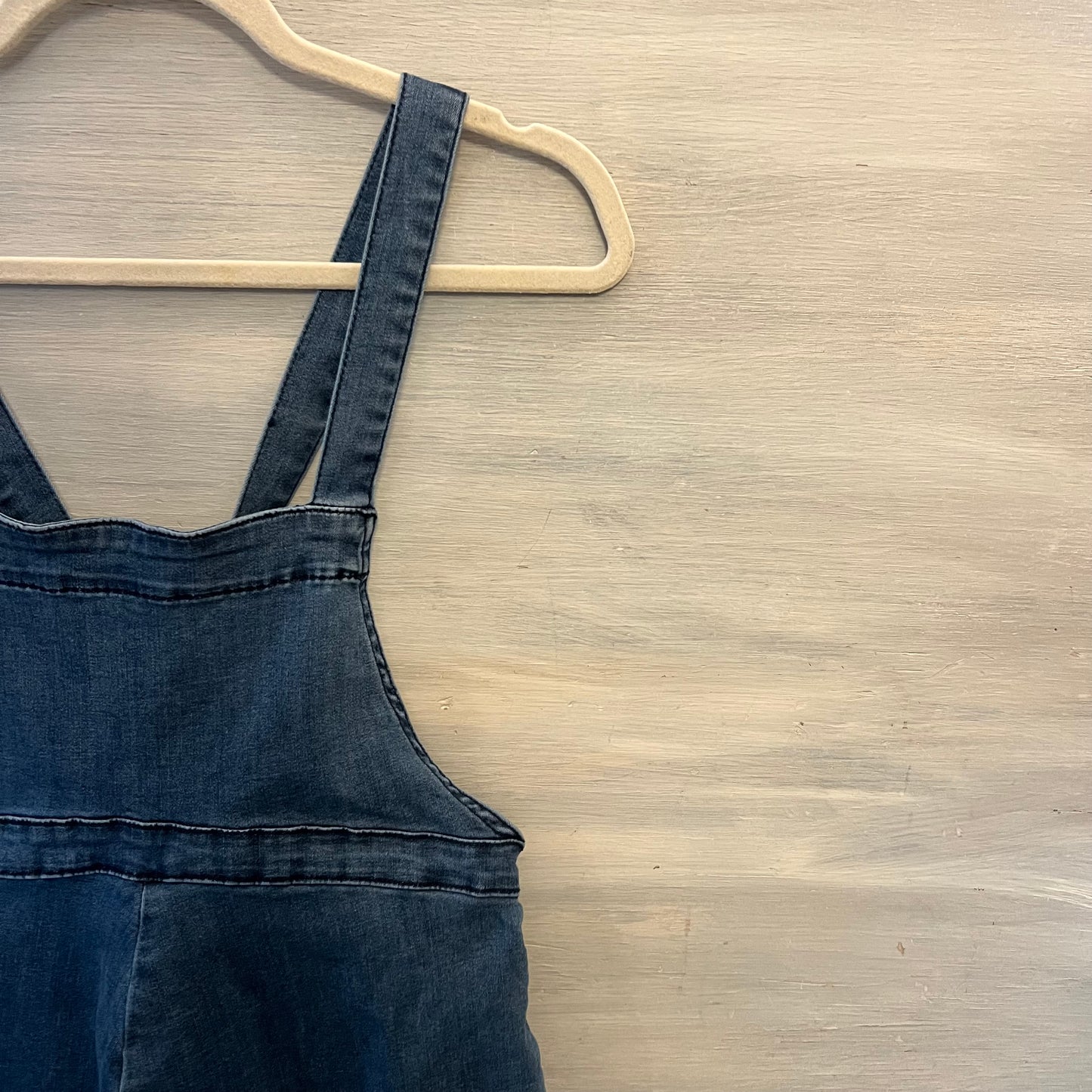 led Luxe Essentials Denim Maternity Bib Overalls Size XS Good Condition