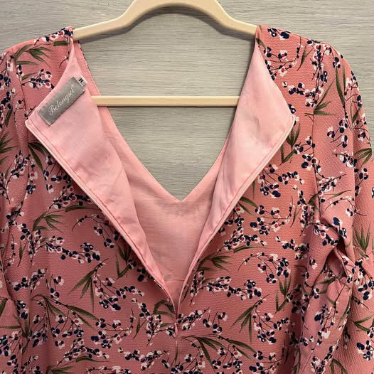Belongsci Floral Above Knee Dress Medium Good Condition