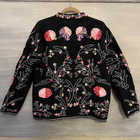 Vintage Take Two Clothing Co. Black Embroidered Flower Button Down Jacket Size Large Good Condition