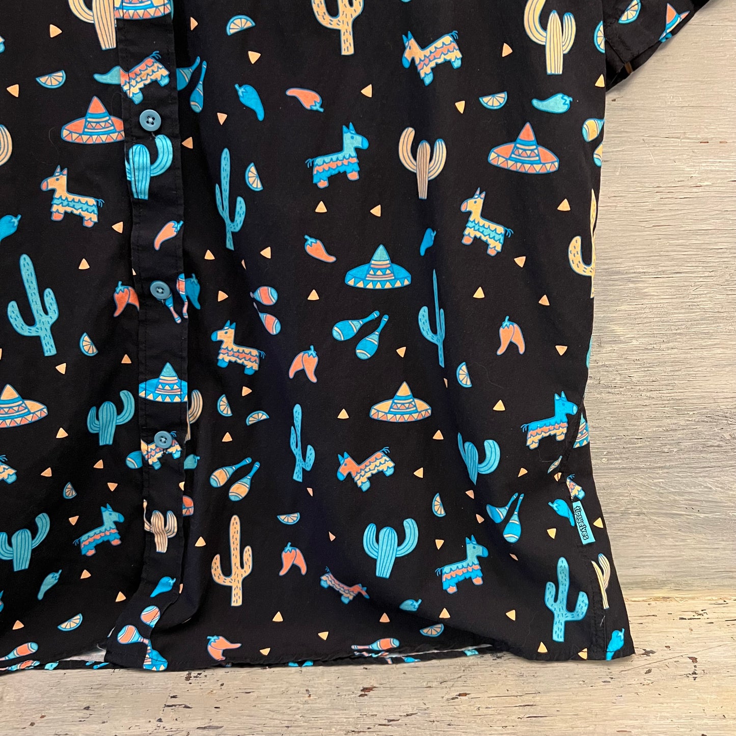 TipsyElves Men’s Black Mexican Southwest Print Short Sleeve Button Down Shirt Like New