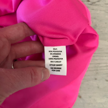 HYFVE Hot Pink Scalloped Mini Skirt Size Large Good Condition