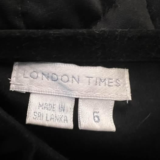 London Times Sleeveless Ruffle Neckline Little Black Dress Size 6 Good Condition