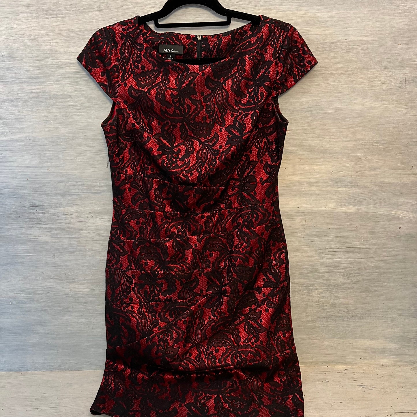 ALYX dress Red Black Lace Cap Sleeve Formal Tailored Dress Size 8 Good Condition