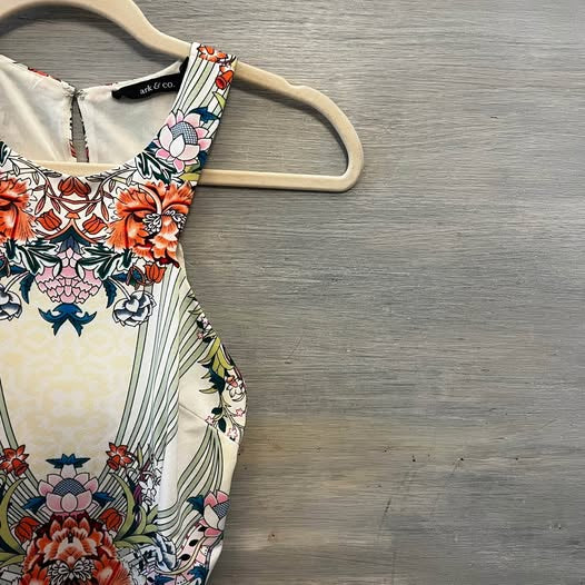 Ark & Co. Asian Inspired Floral Print Sleeveless Open Back Full Length Dress Small Like New