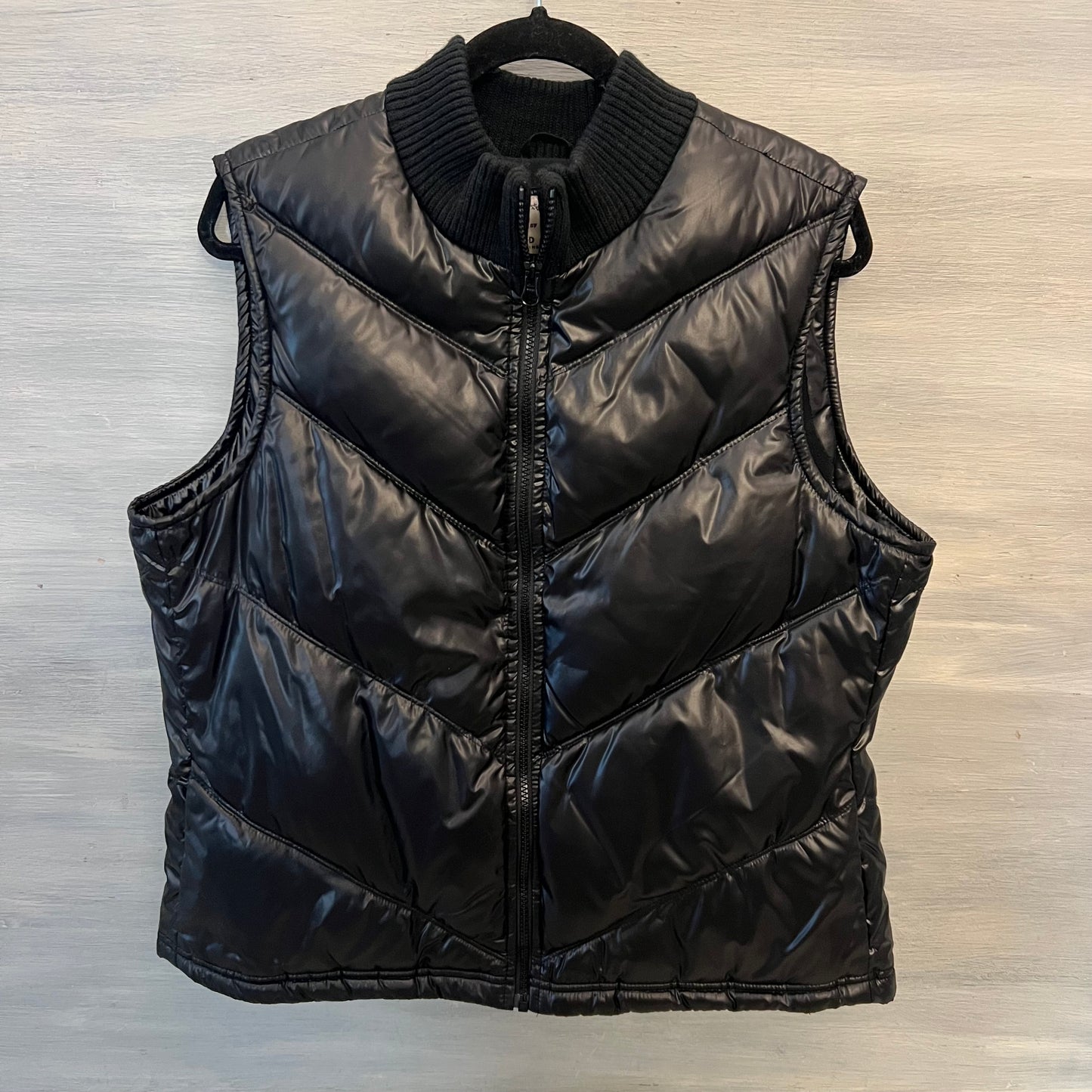 Old Navy Black Puffer Outerwear Vest Size XL Good Condition