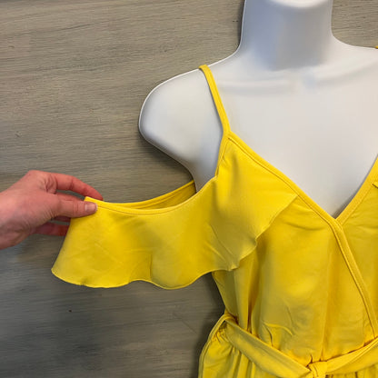 Shein Yellow Off Shoulder Ruffle Sleeve Tie Waist Romper Size Medium Like New