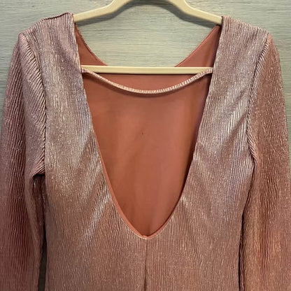 baily blue Metallic Pink Crepe Open Back Fitted Lined Dress XL Good Condition