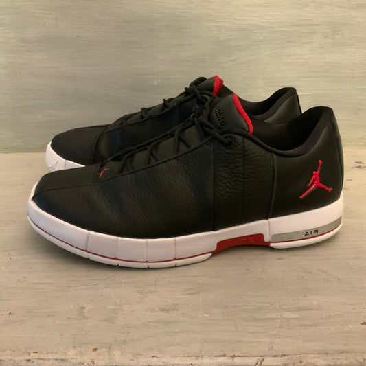 Nike Air Jordan TE 2 Low Black Athletic Shoes Size 11 Like New