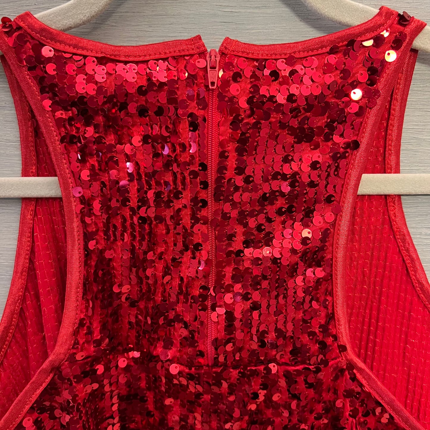Balera Dance Wear Red Sequined Open Razor Back Tank Top Large Good Condition