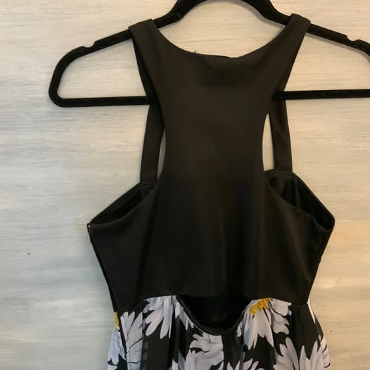 Crystal Doll Sunflower Maxi Dress Medium Like New