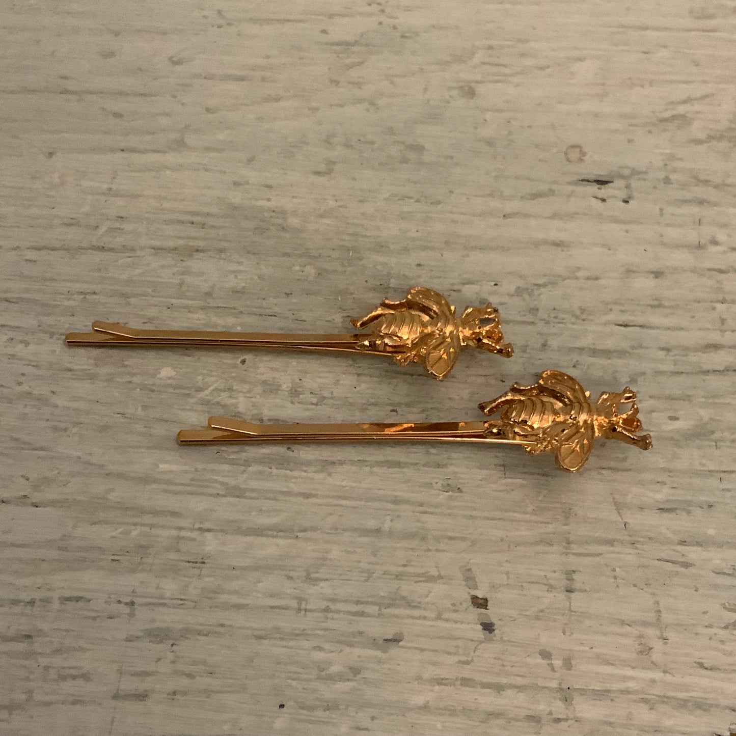 Set of 2 Gold Tone Decorative Bumble Bee Bobby Pin Hairpins 3" Long Good Condition