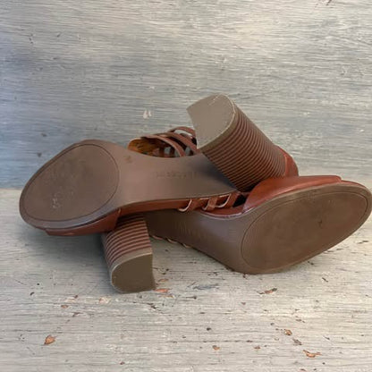 Indigo rd. Brown Faux Leather Gladiator Chunk Heels Size 10 Like New
