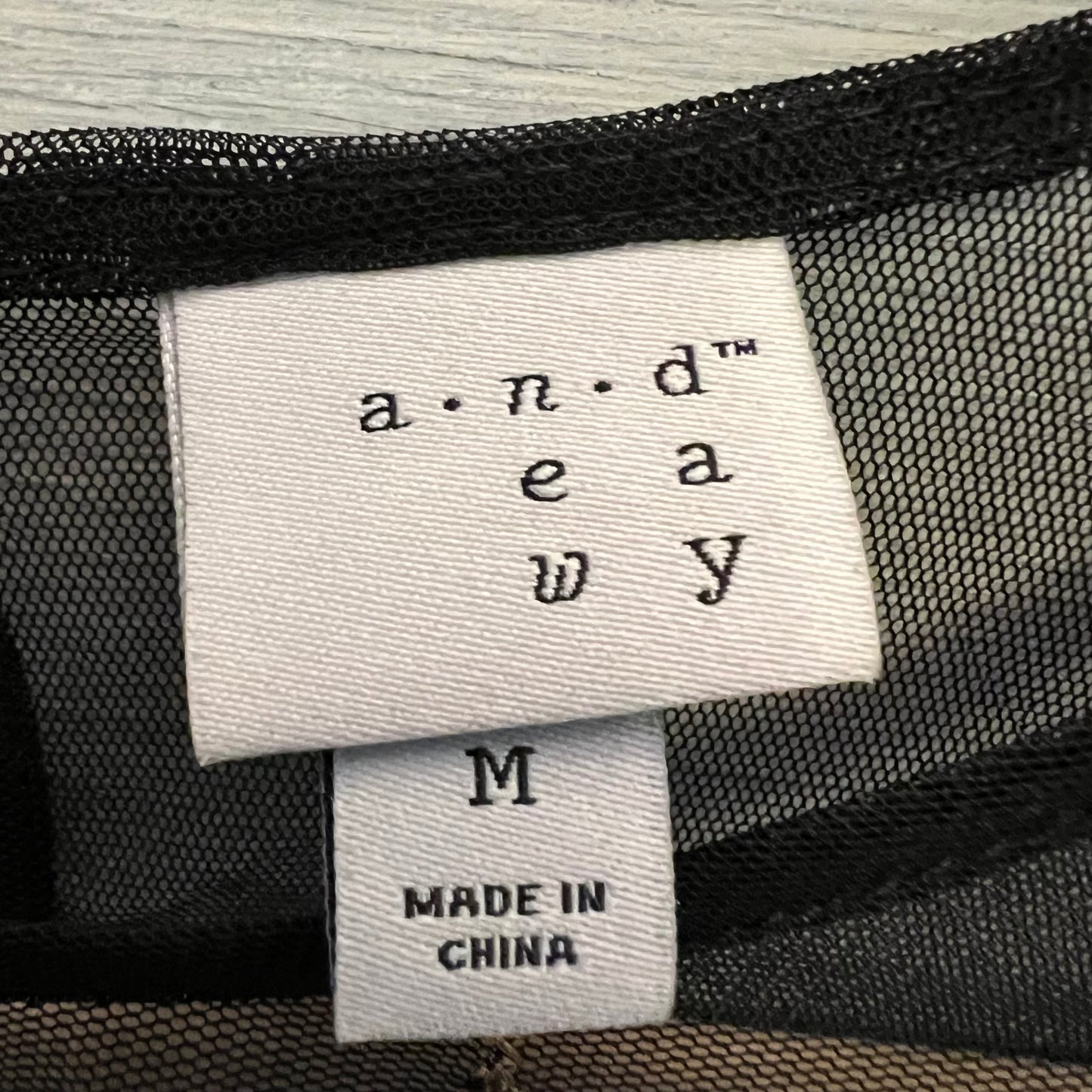 a new day Colorful Embroidered Flower Sheer Black Cropped Blouse Medium Like New