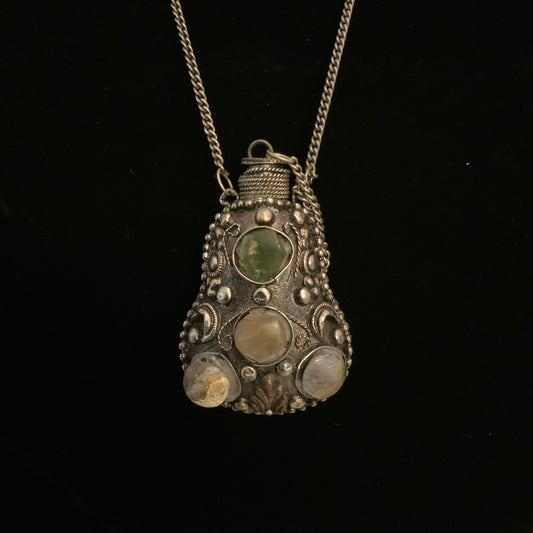 Vintage Antique Silver Tone Ornate Stone Encrusted Scent Flask Pendant 23" Good Condition