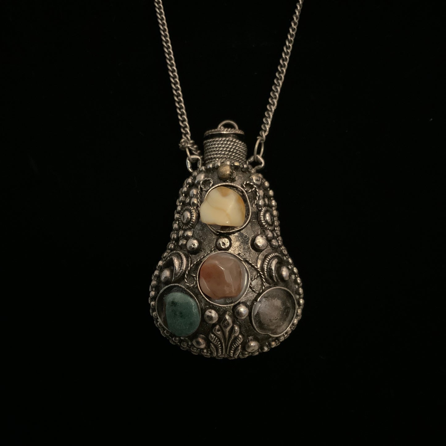 Vintage Antique Silver Tone Ornate Stone Encrusted Scent Flask Pendant 23" Good Condition