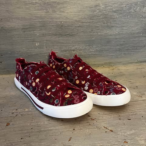 Rocket Dog Burgundy Floral Print Slip On Canvas Sneakers Size 9.5 Good Condition