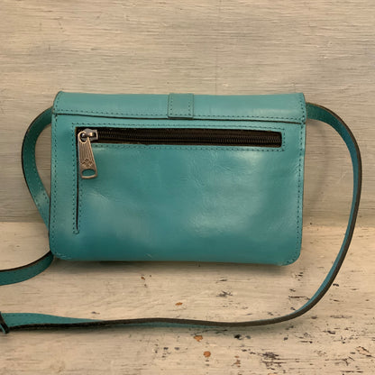 Patricia Nash Torri Aqua Leather Crossbody Bag Clutch Purse Good Condition