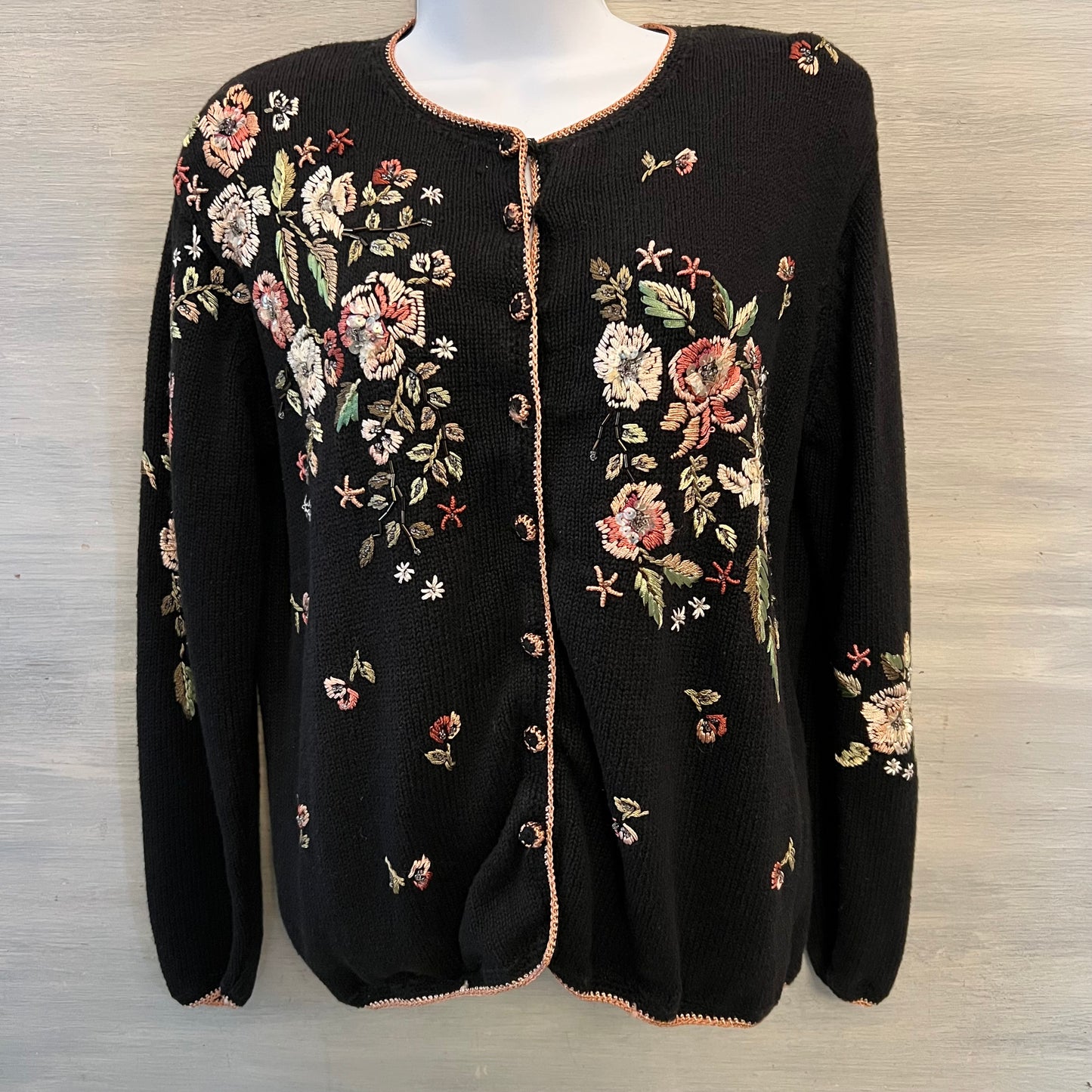 Vintage Heirloom Collectibles Black Floral Embroidered Cardigan Sweater Size Small Good Condition