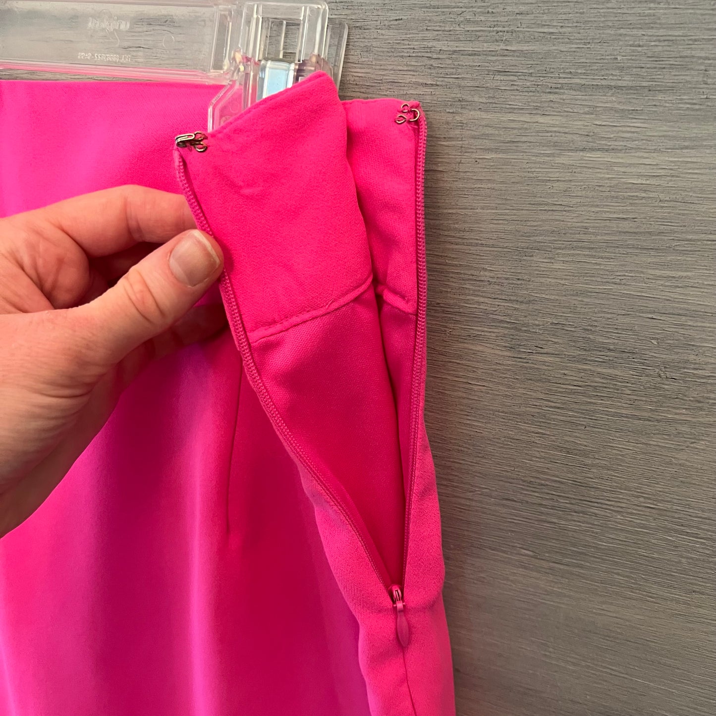HYFVE Hot Pink Scalloped Mini Skirt Size Large Good Condition