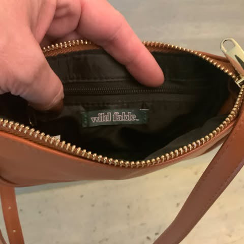Wild Fable Faux Brown Leather Crossbody Bag Purse Like New