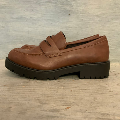 Soda "Hender" Faux Leather Brown Chunky Platform Penny Loafers Size 9 Like New