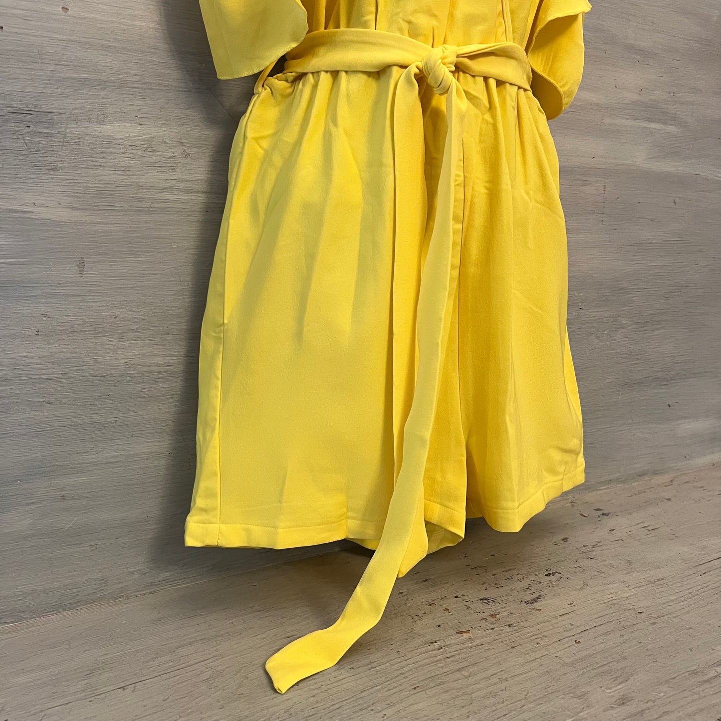 Shein Yellow Off Shoulder Ruffle Sleeve Tie Waist Romper Size Medium Like New