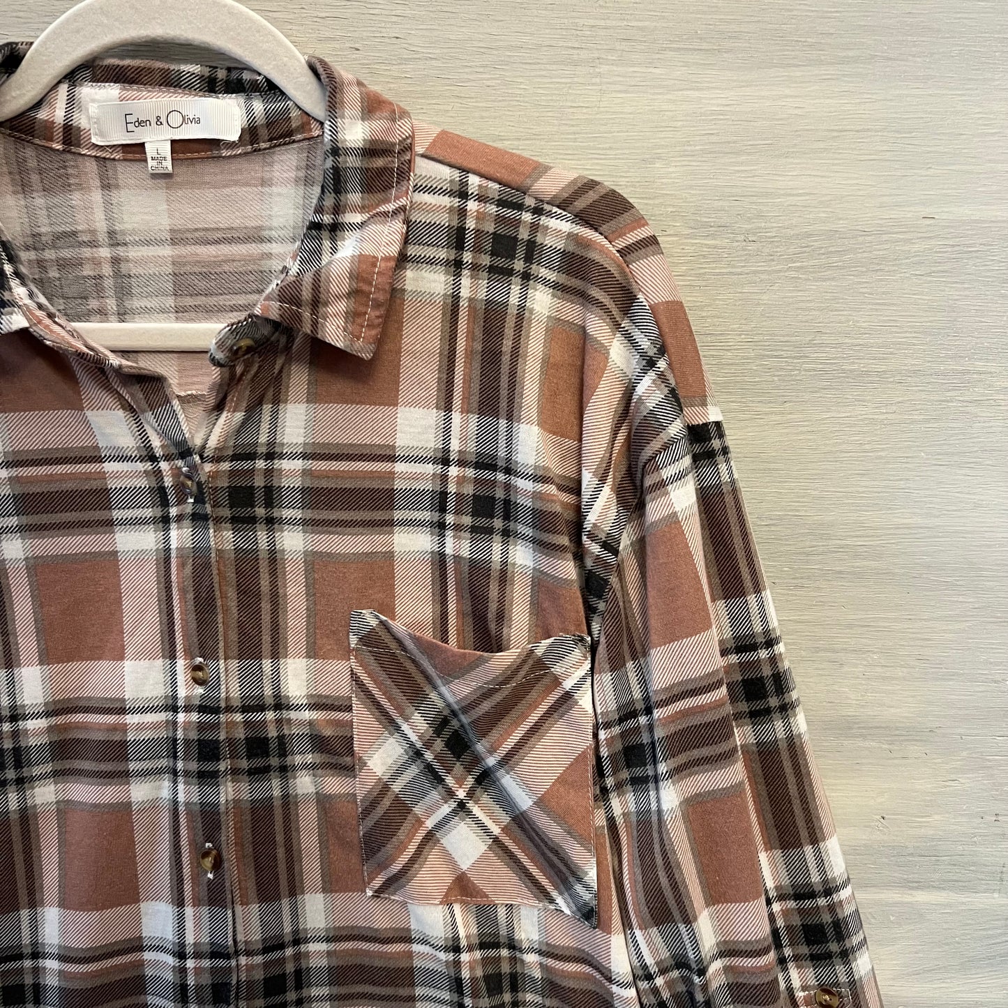 Eden & Olivia Mauve Gray White Plaid Flannel Button Down Shirt Size Large Good Condition