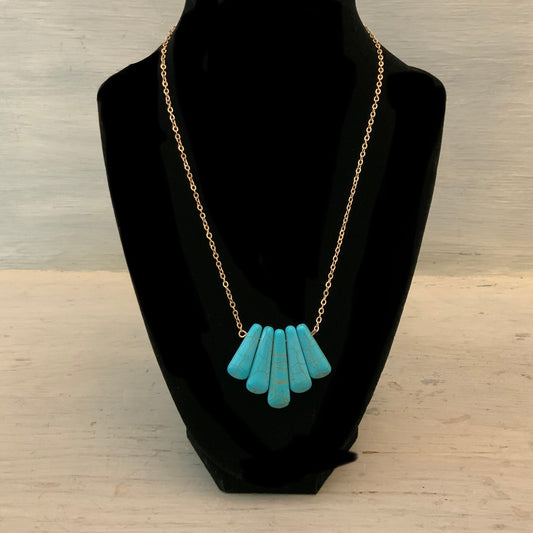 Plunder Faux Turquoise Gold Necklace Good Condition