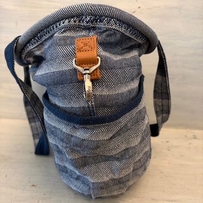 Thirty One Retro Metro Navy Blue Canvas Tote Bag Purse Good Condition